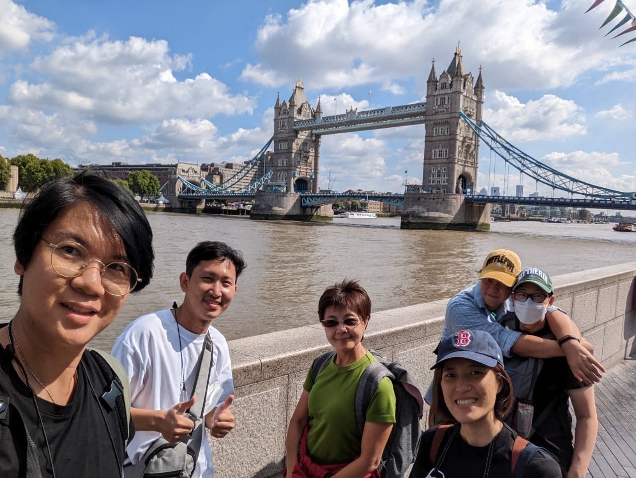 Group photo in Tower Bridge, London